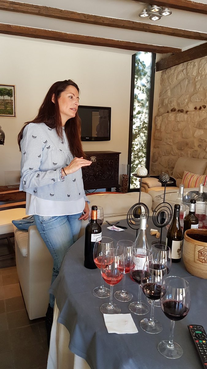 Retomamos las catas con @YoshikoAkehien en <a href="/ConcejoBodegas/">ConcejoBodegas</a> con toda su gama de vinos. Nos recibe su enóloga Silvia García y Enrique Concejo