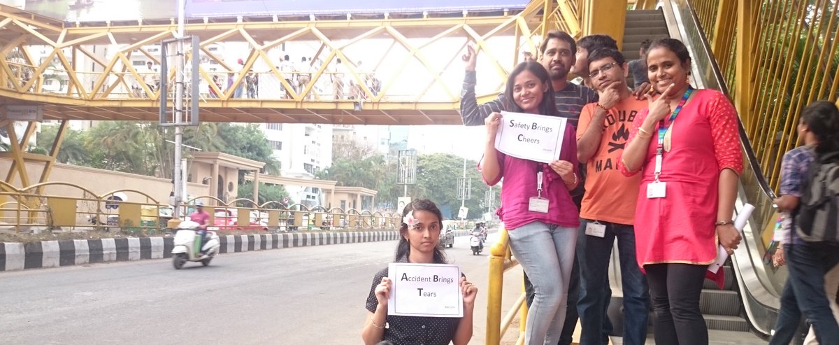 Harshitha0315's tweet photo. #BeSafe @DCPTrEastBCP #selfieONskywalk @BoschGlobal https://t.co/QeC51uWjgO