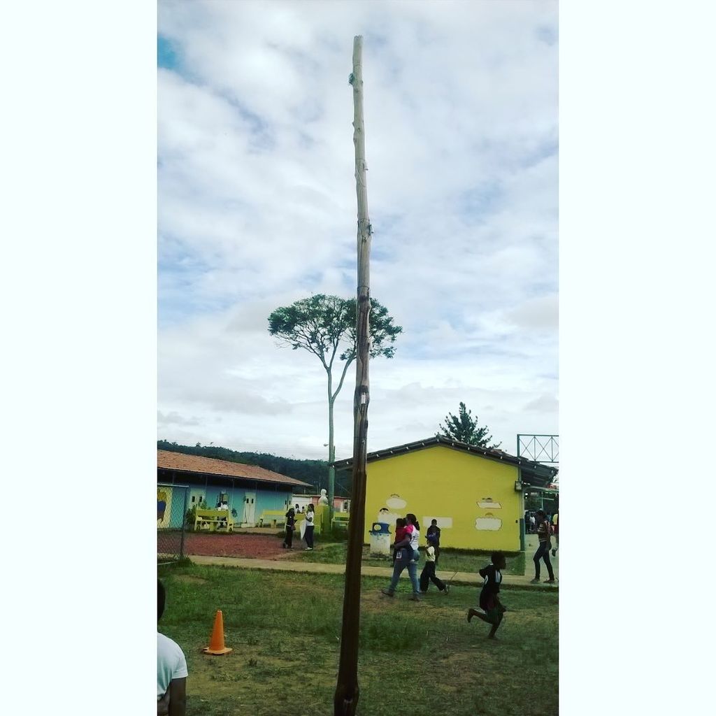 EIB_ElSalto's tweet photo. Listo el palo encebao parte de nuestras tradiciones de semana santa
#semanasanta2017 #paloencebao
#teameibelsalto https://t.co/OAtCHpbm5R … https://t.co/0V4bkpPiqd