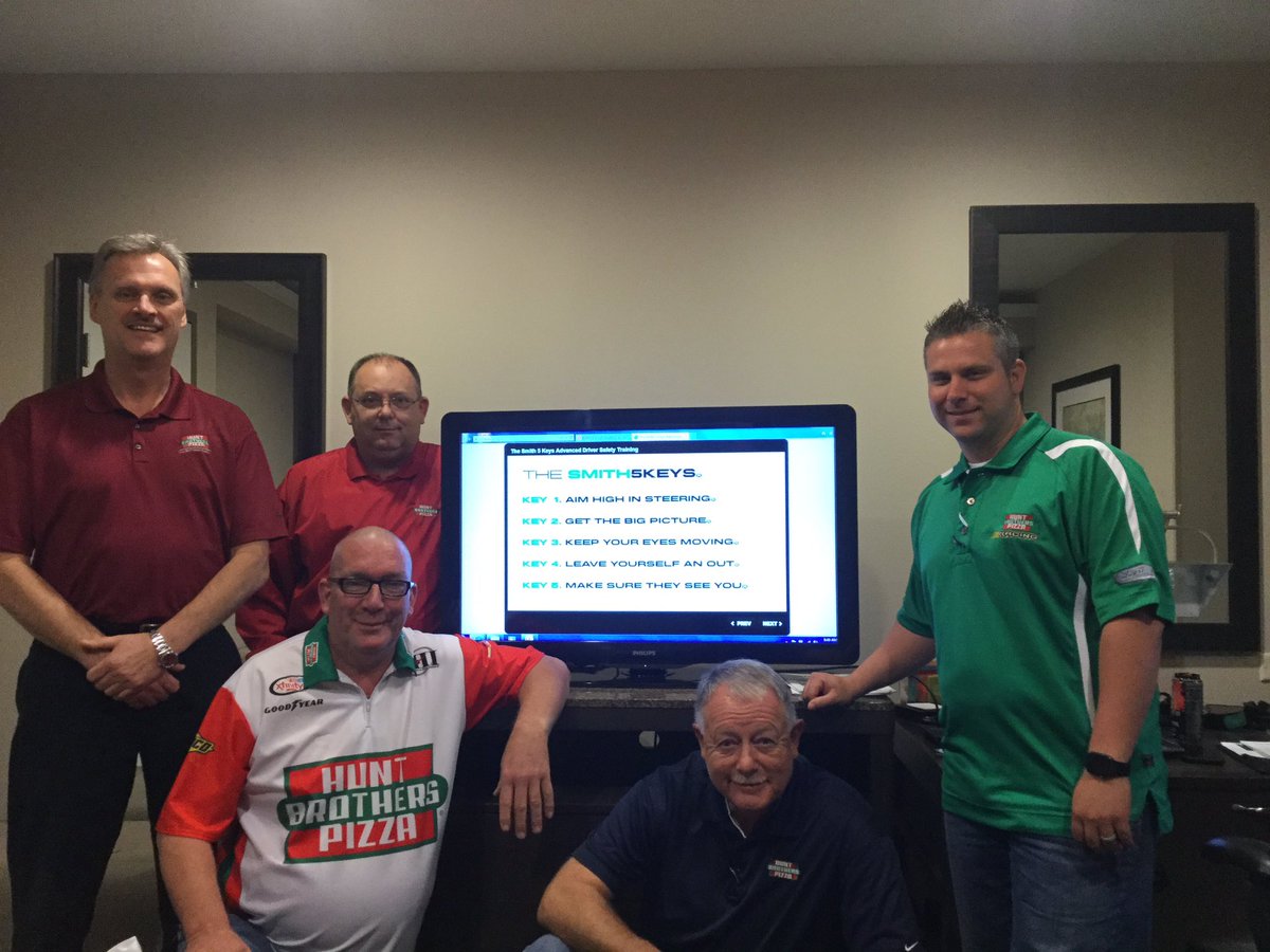 BigWes9232's tweet photo. @TBHCDelivers some solid training going on in Texarkana!  #continuousimprovement #SmithSystem #TeamTexarkana #recertification https://t.co/JgcHdTrzuI