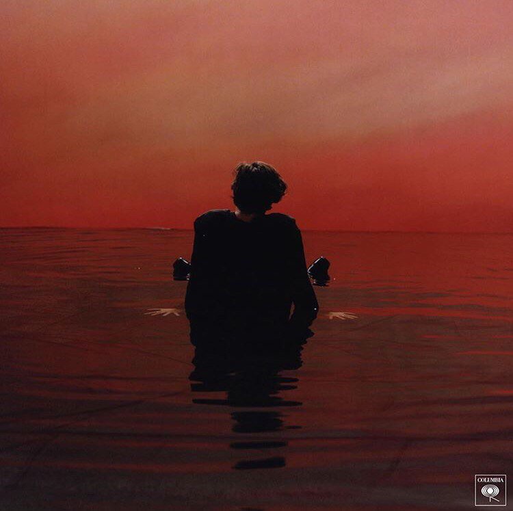 Каждая их песня вдохновляет и спасает фандом

Ждем Лиама🖤

#SignOfTheTimes
#OneDirection #YouKnowYouLoveThem <a href="/radiodisney/">RADIO DISNEY</a>
