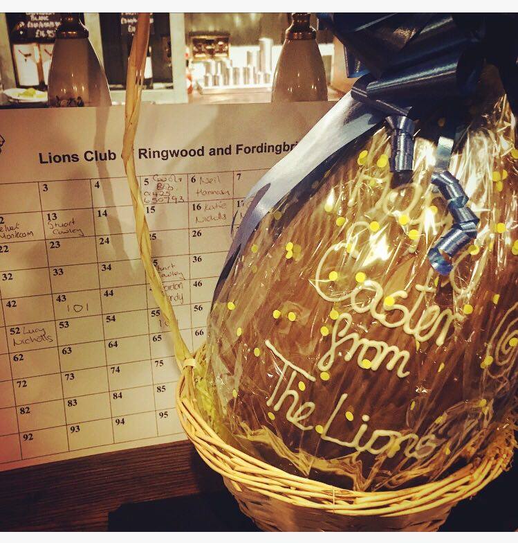 fa_frogham's tweet photo. You've got to be in it to win it... Thank you for the #Giant egg @RandFLions #CompetitionTime #Support #FundRaising #NewForest @newforest https://t.co/QN4k5XyeP5