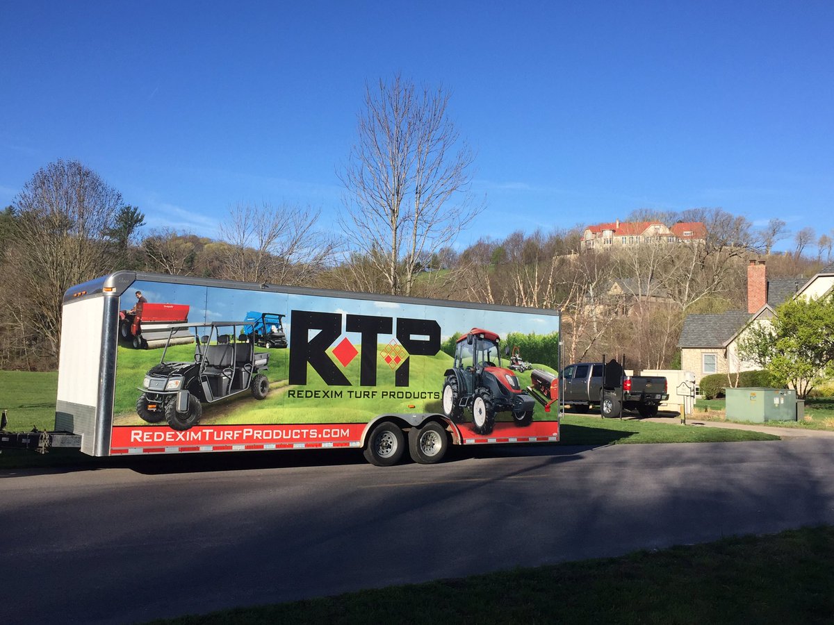 Richbecker10's tweet photo. Big thanks to RTP for taking care of our #10 green today. Great job @BillatStAlbans @rhanlen30 @GBurdiek @RTPCTR @StAlbansGolf https://t.co/0SrAqYqgRN