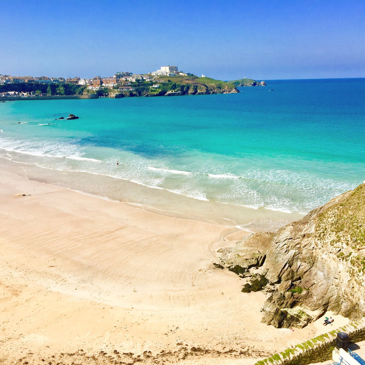 ElecBeachFest's tweet photo. What a glorious day taken from @GWHSTEAM - we cannot wait to host EB on this beautiful beach X https://t.co/C1rhwd81WU