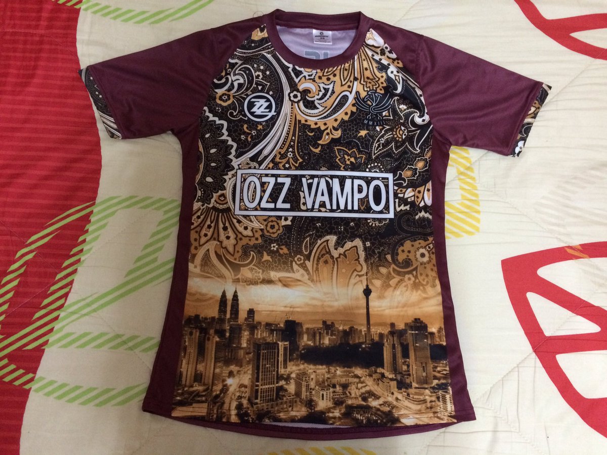 AnwarIskandarr's tweet photo. yeahh baju dah sampeii after 1 month of waiting 😍😍 #Ozzvampo #Batik+KLcity #Retro&Urban #Is15 not #ISIS https://t.co/mb2xXK27dY