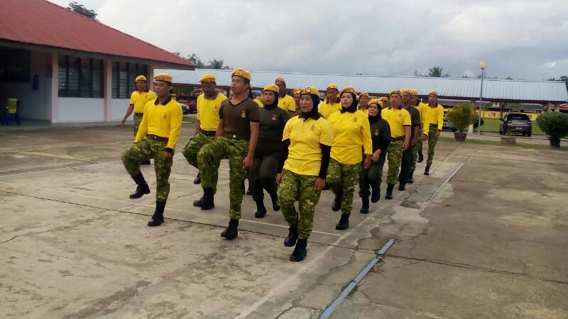 Latihan Kawad Mingguan Anggota RELA (Mukim Kangkong 1) di Sk.Kbg Chenok pd 07 Apr 2017 <a href="/KPrelamalaysia/">KP RELA</a> <a href="/PRNKELANTAN/">MD RAWI BIN  MOHAMAD</a> <a href="/PRDnajib_GM/">PRDnajib_IPRN_KEL</a> <a href="/asrulriza/">asrulriza</a>