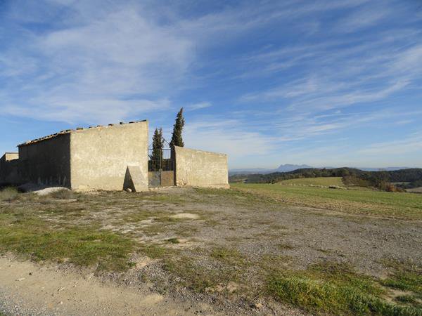 Imatgesdepedra's tweet photo. Coneixes el #cementiri #Carbasi #Anoia ? https://t.co/l0gmaHg9Jl https://t.co/IGiQeE3eaY