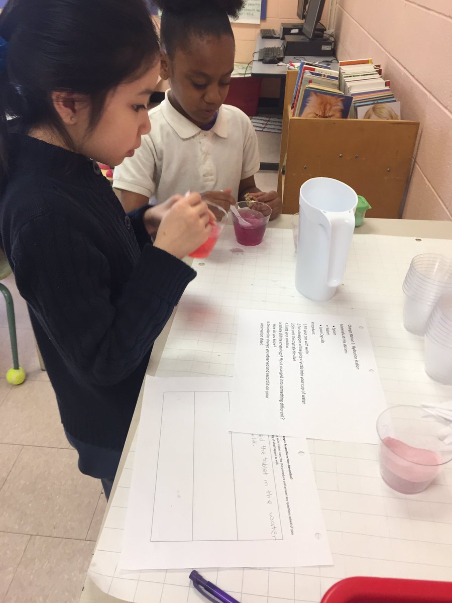 MissAGullusci's tweet photo. Had a #Blast exploring #Reversible and #NonReversible changes #Butter #Slime #Juice #DancingRaisins #LemonMessages #AntacidTablets #ITeach5 https://t.co/A39TOJdUT2