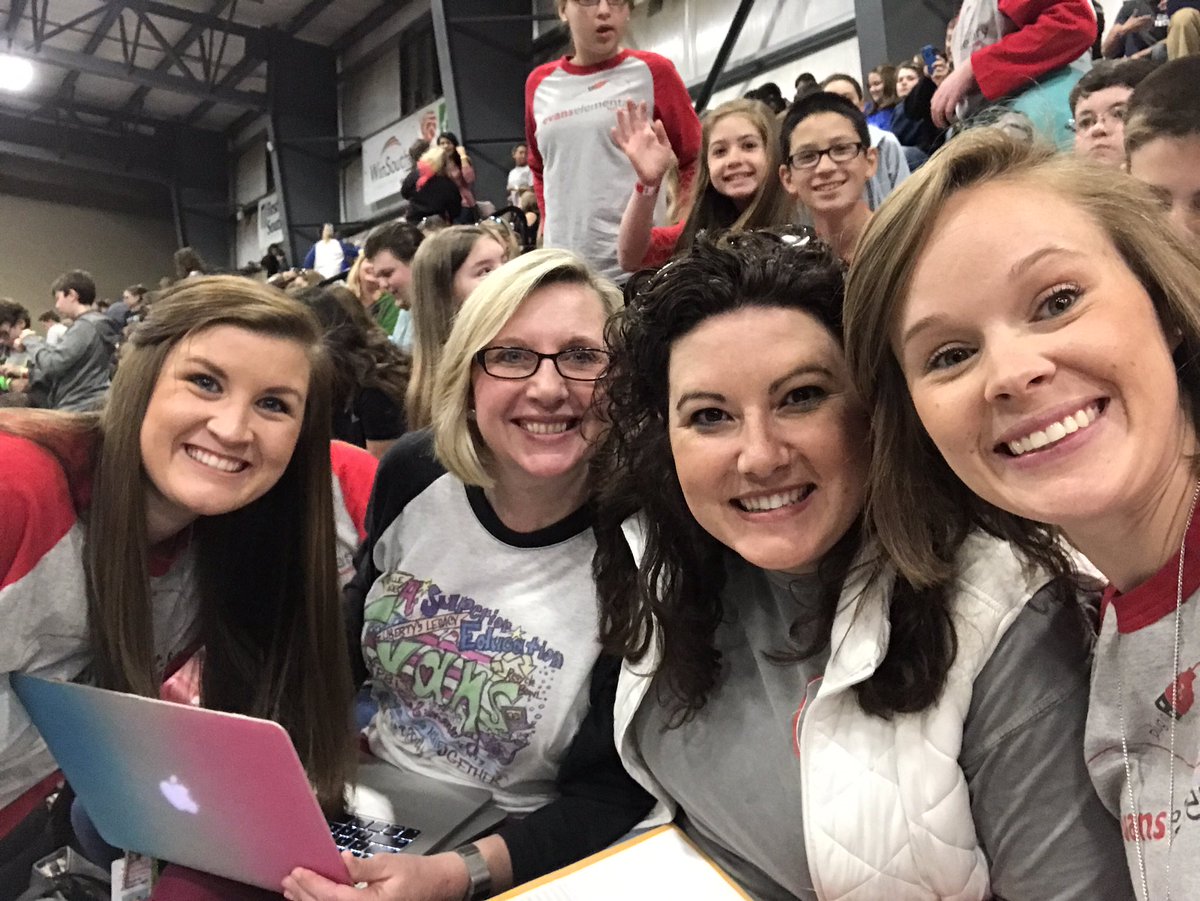 LThompsonGMS's tweet photo. Proud to support our @AlbertvilleEES Tech Team! #actenortheast @AmyTWilliams @kassidie_bailey https://t.co/4jg6re7t1Y