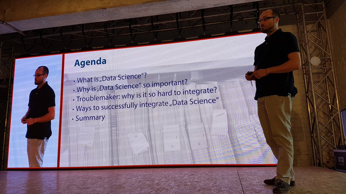 MarkHeistek's tweet photo. #INGLovesIT @sebineubauer gives great insights of data science. Rock on https://t.co/LlbEldysu2