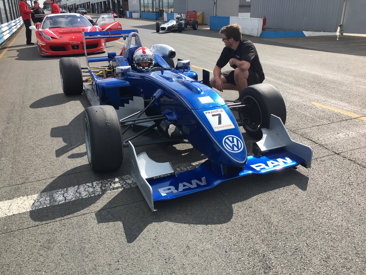 Joe_Watts7's tweet photo. Enjoyable day yesterday at @DoningtonParkUK working on the F308 #F3cup #F308 https://t.co/57VSDyHP7j