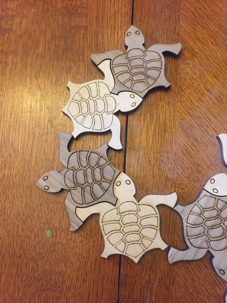 rachelmarker's tweet photo. Loving their #tilingturtles! TY, @Trianglemancsd 🙌🏼 #elemmathchat @Jyoung1219 @MsHaughs #BSD7chat https://t.co/airSys8VBn
