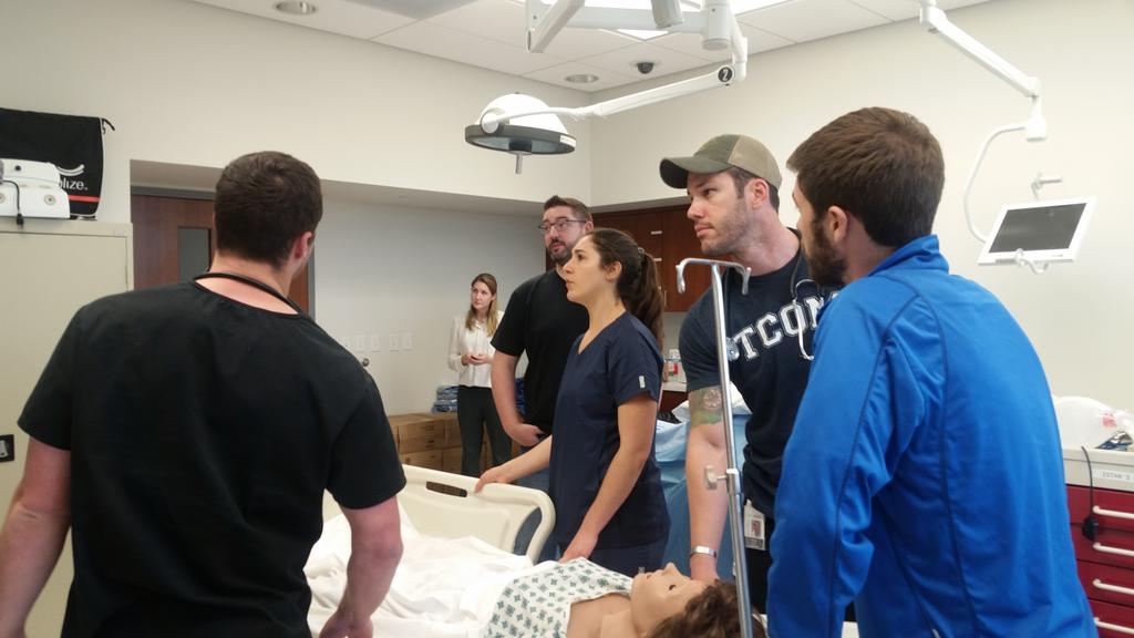 AmandaPientka's tweet photo. To shock or not to shock?! @TCOMEMIG students were a blast at yesterday's SIM lab. @MacKrellDO @JPS_EMRes https://t.co/cRaiSZ9JU6