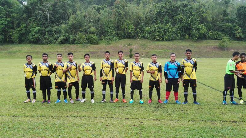 ShaSyafika2902's tweet photo. hero2 bla spk smk dato seri wan mohamed😂😂😎😎 https://t.co/2pJy8pyQrI