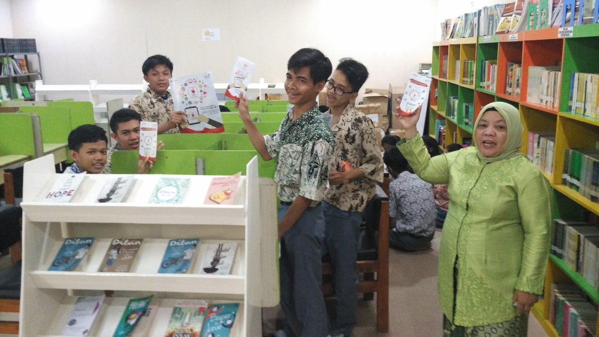 ompay62's tweet photo. PUSTAKA DIGITAL...bikin Kita Jadi pintar...ga Perlu pilih Yg lain....@Synergy_Telkom #PADITREG2 #witeljakut #bumnhadiruntuknegeri https://t.co/FPghZV0hRY