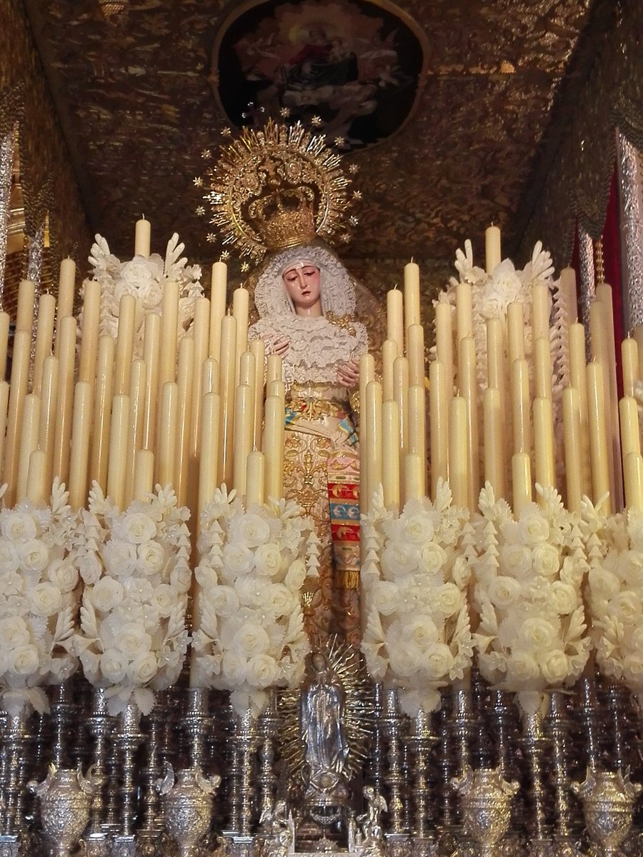 PasyEsp's tweet photo. En @hdaddemontesion esta mañana de #ViernesDeDolores todo está preparado para el #JuevesSanto.
#SSantaSevilla17 https://t.co/2P29sTXSjj