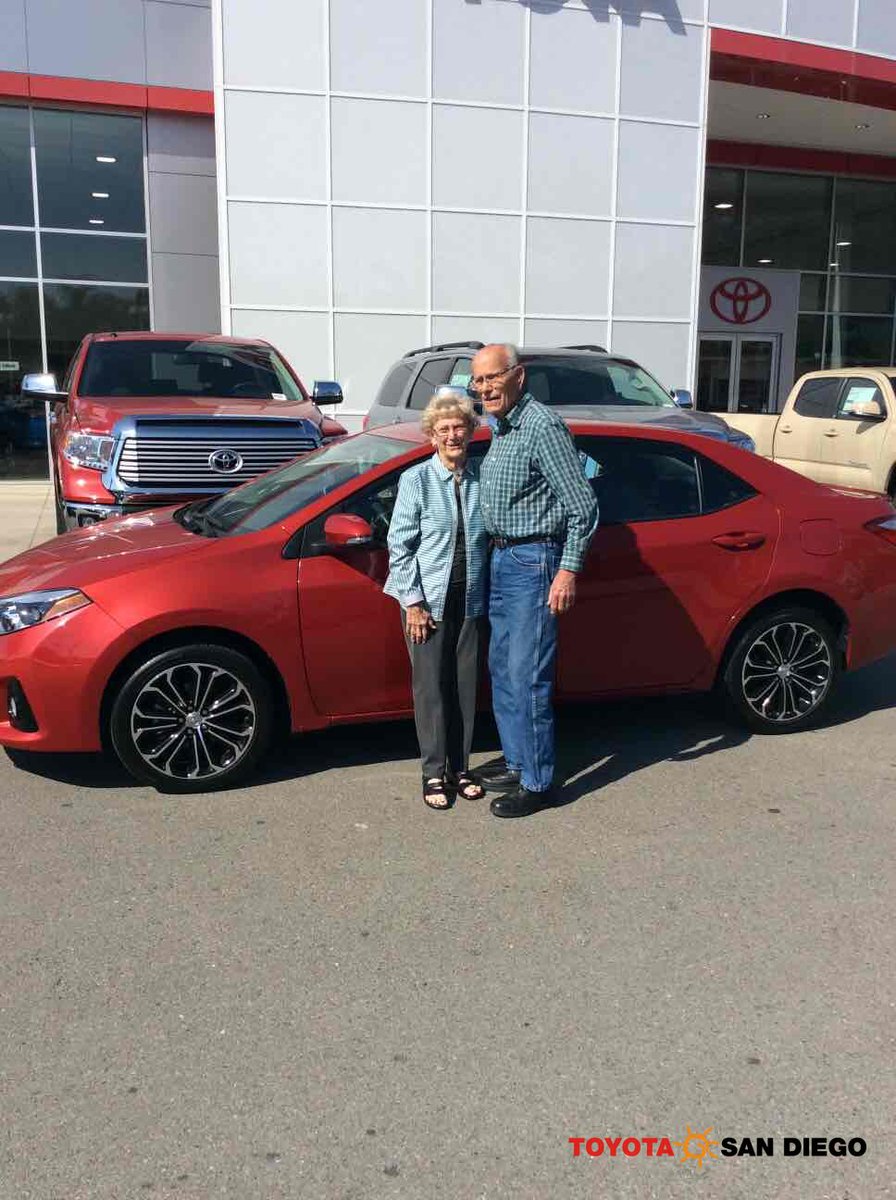 NRToyotaSD's tweet photo. More happy #Corolla customers! Thanks for choosing #ToyotaSanDiego https://t.co/W1Z9r7m3Qq