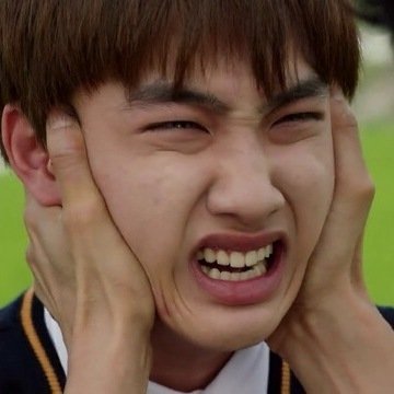 monamourksoo's tweet photo. A SPECIAL MESSAGE from EXO to us EXO L's  to be released tomorrow 5PM at From EXO, Facebook &amp; Youtube! OMG YEHETTTTT 😭😭🙌🙌🙏🙏❤❤
#5YearswithEXO https://t.co/uKdYwUP9Bb