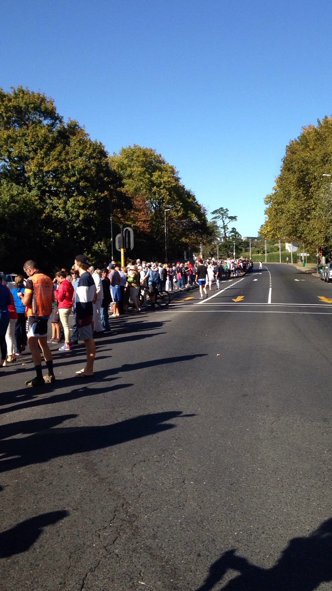 Human chain this morning newlands Cape Town #ZumaMustFall