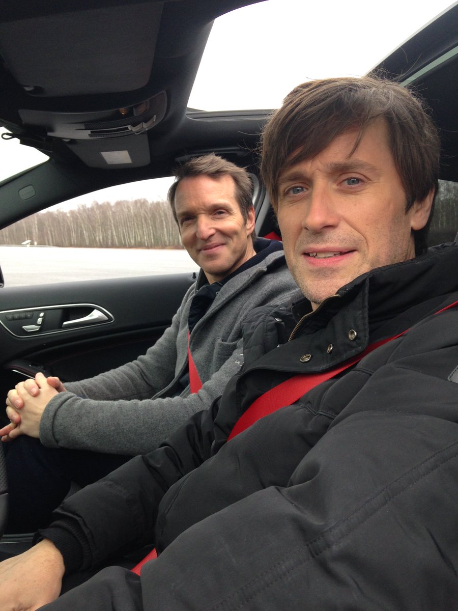 Continental_fr's tweet photo. "Gardez le Contrôle"sur @M6 samedi à 19h35 et dimanche à 20h45, on parle de pneus neufs et de pneus usés avec Thomas Dutronc ;) #SafeControl https://t.co/O4ufD9OFj5