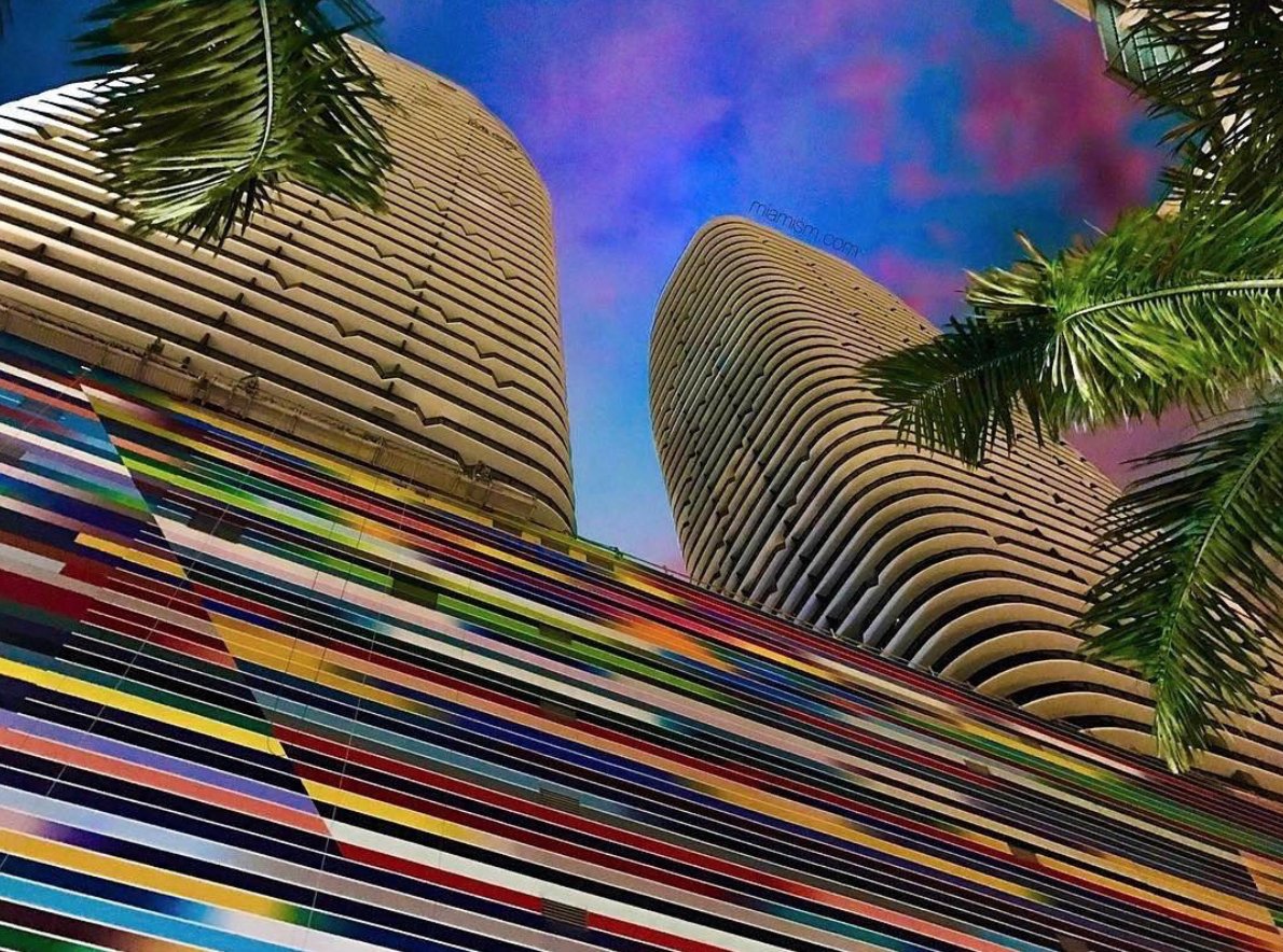 Fabulous colors all around! #BH02 #FabianBurgos
Photo via Instagram user @305ssom