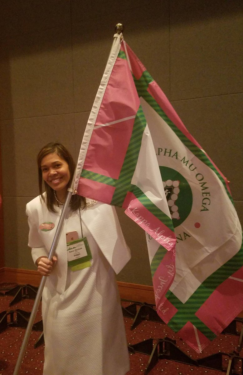 AlphaMuOmegaAKA's tweet photo. Presentation of chapter flags at the 83rd Central Regional Conference #83CRC #AKAAMO #AKA1908 https://t.co/IckBdwTyn9