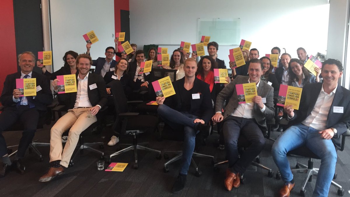 hansvantelling's tweet photo. De New Generation van de Nederlandse Raad Winkelcentra is verheugd met presentatie en boek #WatNouEindeVanWinkels. @NRW_NL #TheWall https://t.co/hym7jaoLRZ