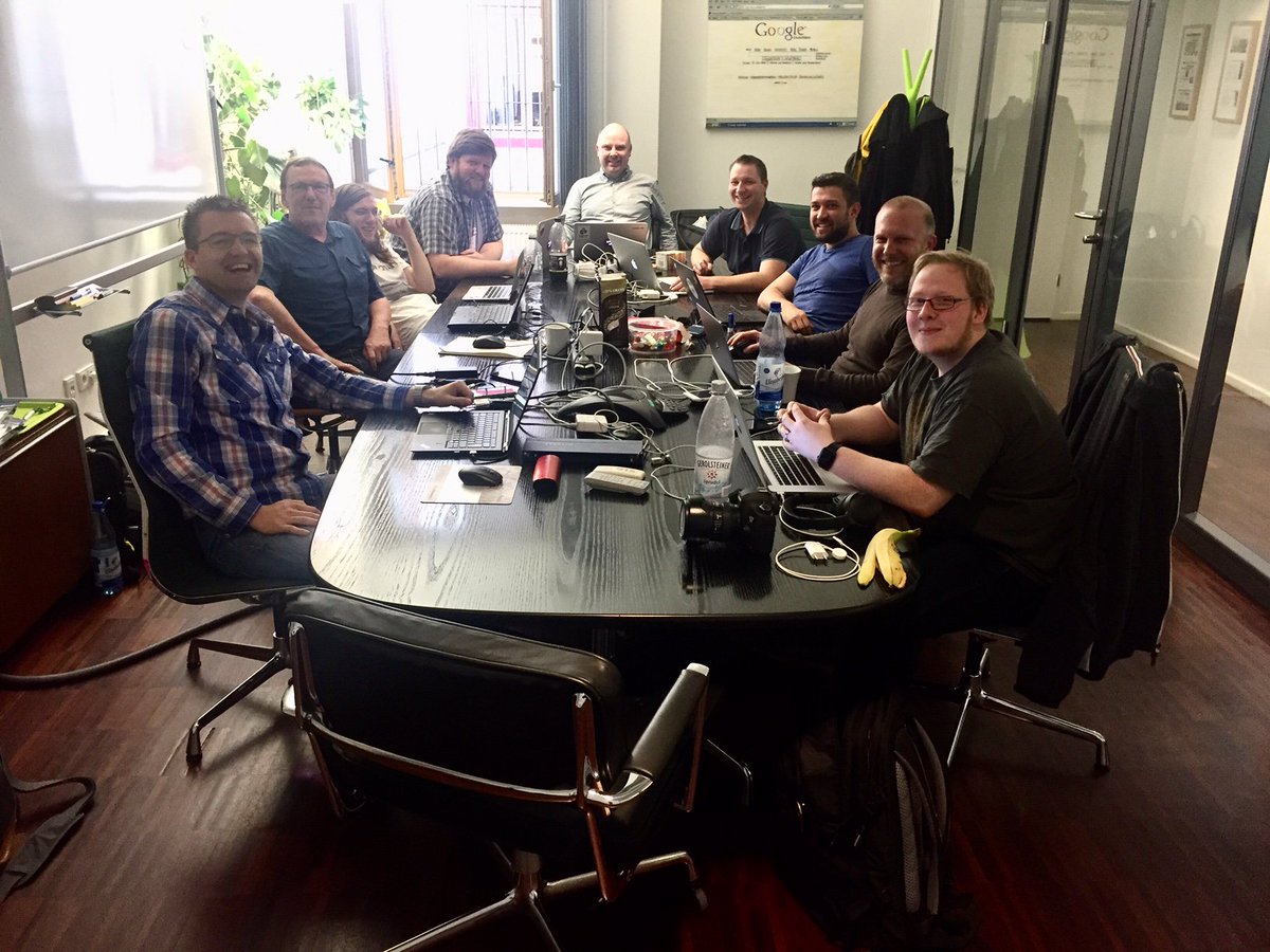 Gute Stimmung bei uns! Schön, dass ihr da seid. @typo3server in da house @dkd