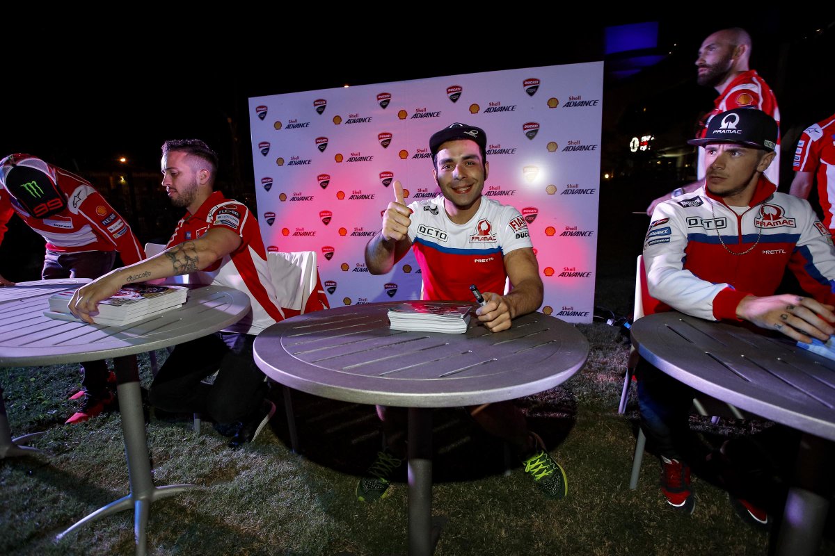 pramacracing's tweet image. #DucatiArgentina event ay @TermasUnoHotel #ShellAdvance
Visit full gallery -&amp;gt; pramacracing.com/2017/04/gran-p…
@DucatiMotor @pramacracing