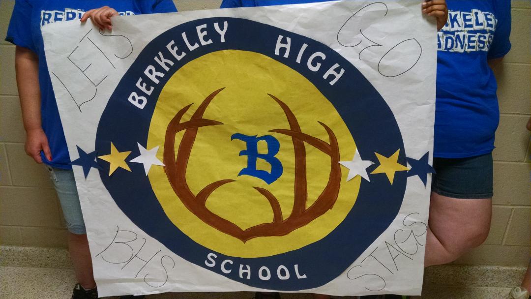specialtechie's tweet photo. Getting ready for @bcsdspecialserv @bcsdschools High School @SpecialOlympics at THS! #sped #bcsdspecialserv https://t.co/tVZcZRCFHb