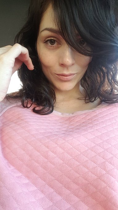 pinks 🌸 https://t.co/d1iTk4h6iW
