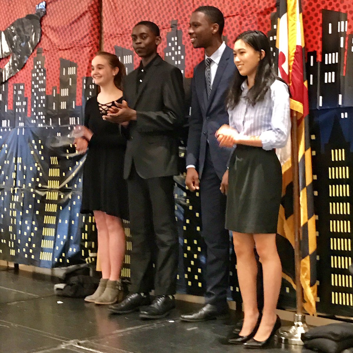 mcpsslu's tweet photo. Congratulations to the 2017-2018 @MDStuCo officers, especially Grace Wu of Richard Montgomery who was elected President!!! ❤️🦀💛 #MASCConv17 https://t.co/cdws7x21CK