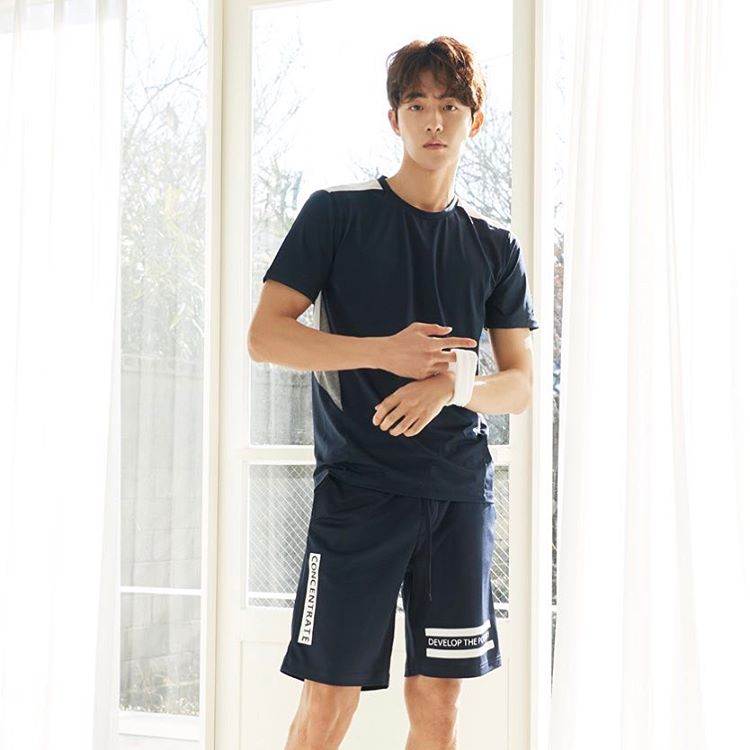 ChinHaeriJ's tweet photo. [PIC] ugiz_style [IG Update] #UGIZ 2017SS MODEL #นัมจูฮยอก #NamJooHyuk #남주혁 
// คิดถึงตี๋จูจริงๆนะ 💕🙊😎ไม่องไม่อัพ IGเลยยย😂 https://t.co/yUZUnYZlEV