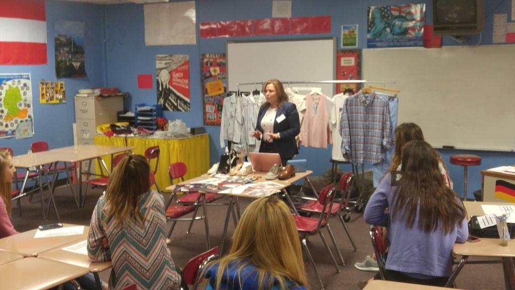 geiscas's tweet photo. SHS Career Fair! Fantastic opportunity for Ss to learn about future career options.  #345tweets https://t.co/XmtwEPPwx3