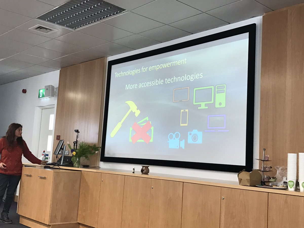 MannixDah's tweet photo. @lucia_dah looks at empowering women through technology and documenting their poetry #Digitopia2017 #uccdh @Digitopia2017 https://t.co/OCvwOysRD7