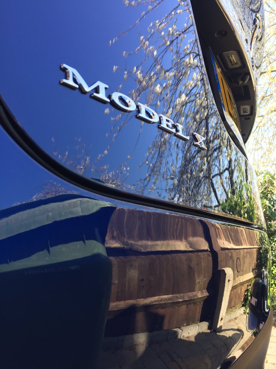 ultim8detail's tweet photo. #opticoatproplus #OCP+ #opticoat that gloss!! #ev #tesla #TeslaMotors #teslamodelx #ultimate #paintprotection #rupes #ultimatedetail https://t.co/CI7VVSGH1a