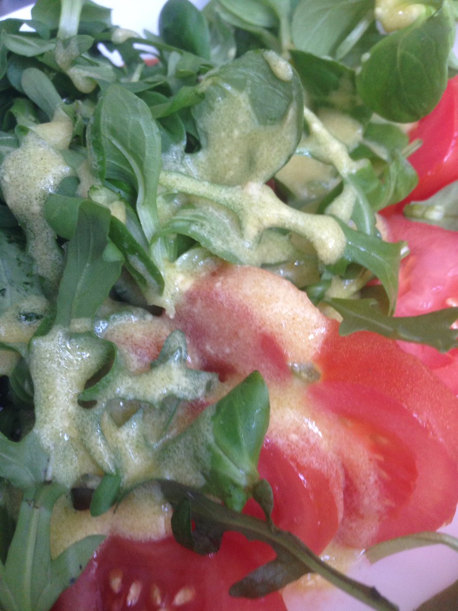 ChannelLeths's tweet photo. #salad 🥗 . https://t.co/Ri4AxY6oJ2
