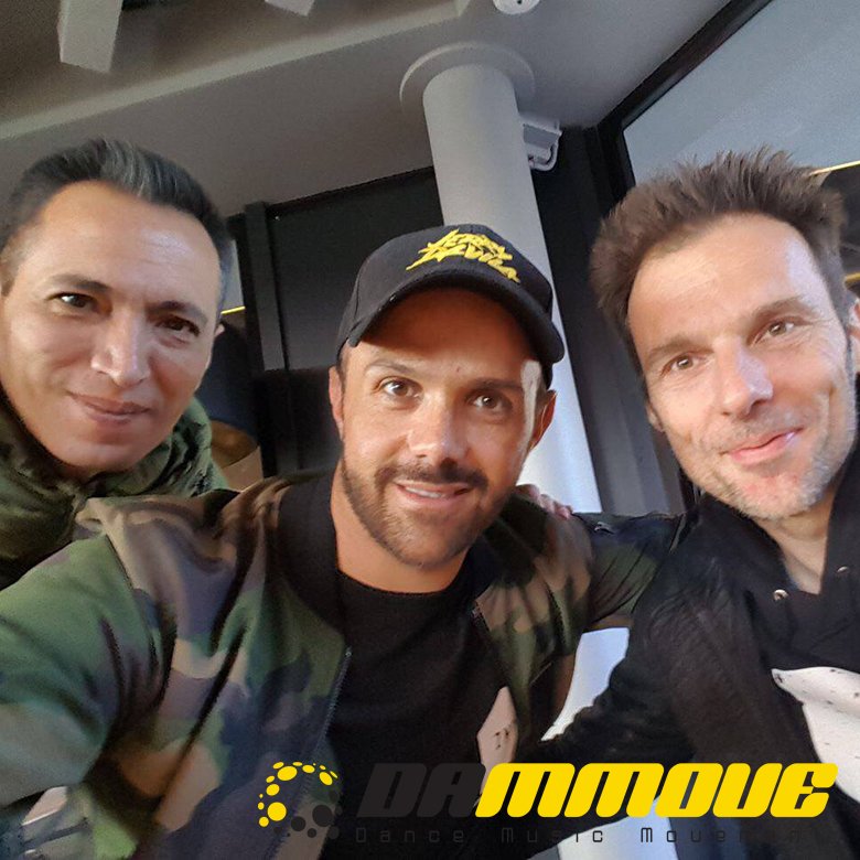 Dammove's tweet photo. Listos para su presentaciรณn #Daydream #Bรฉlgica #djscene @amsterdamdanceevent #djjerrydavila @djpelosmx ๐ฒ๐ฝ๐๐๐ผ https://t.co/31iC4TwHjO
