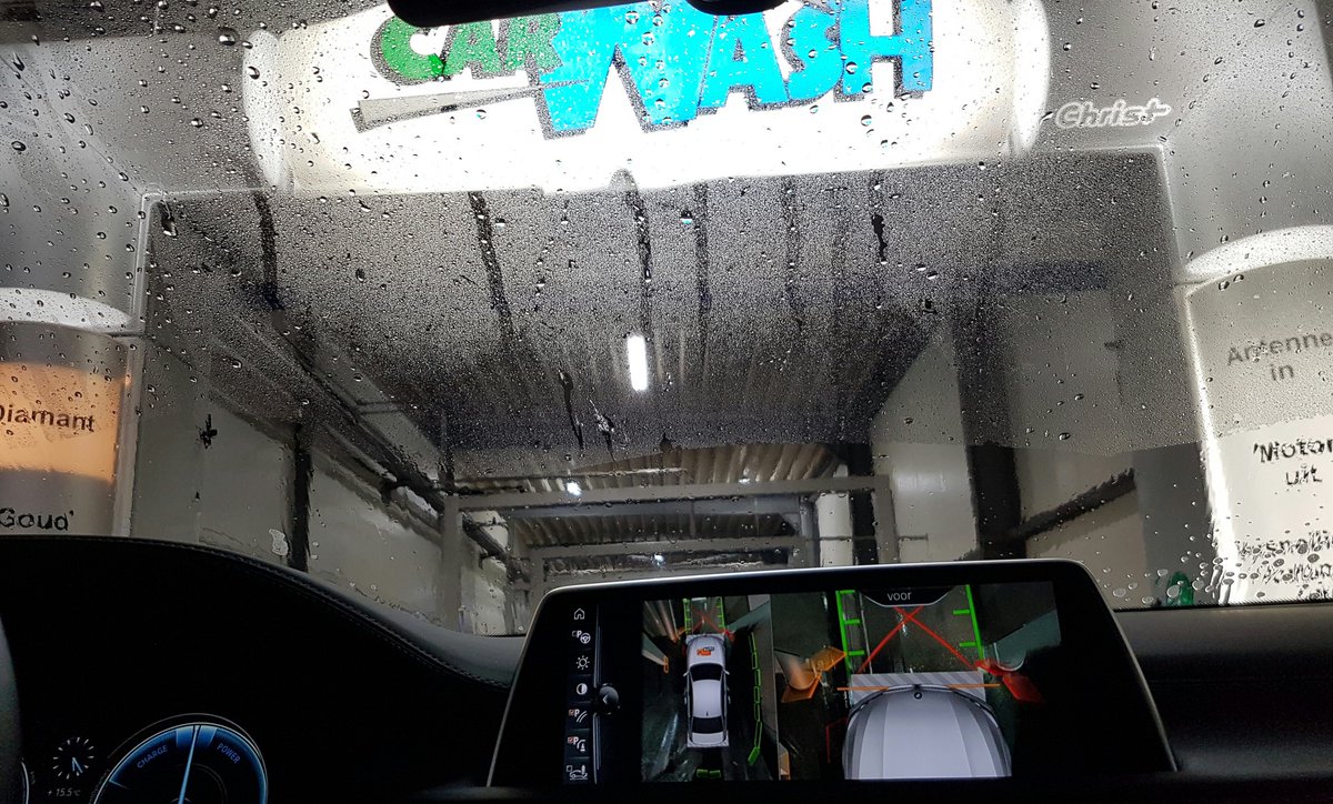 Zo nog ff onder de douche bij <a href="/autowasraalte/">Autowas-Centrum</a> en dan weekend. Fijn weekend allemaal! 🌞😎