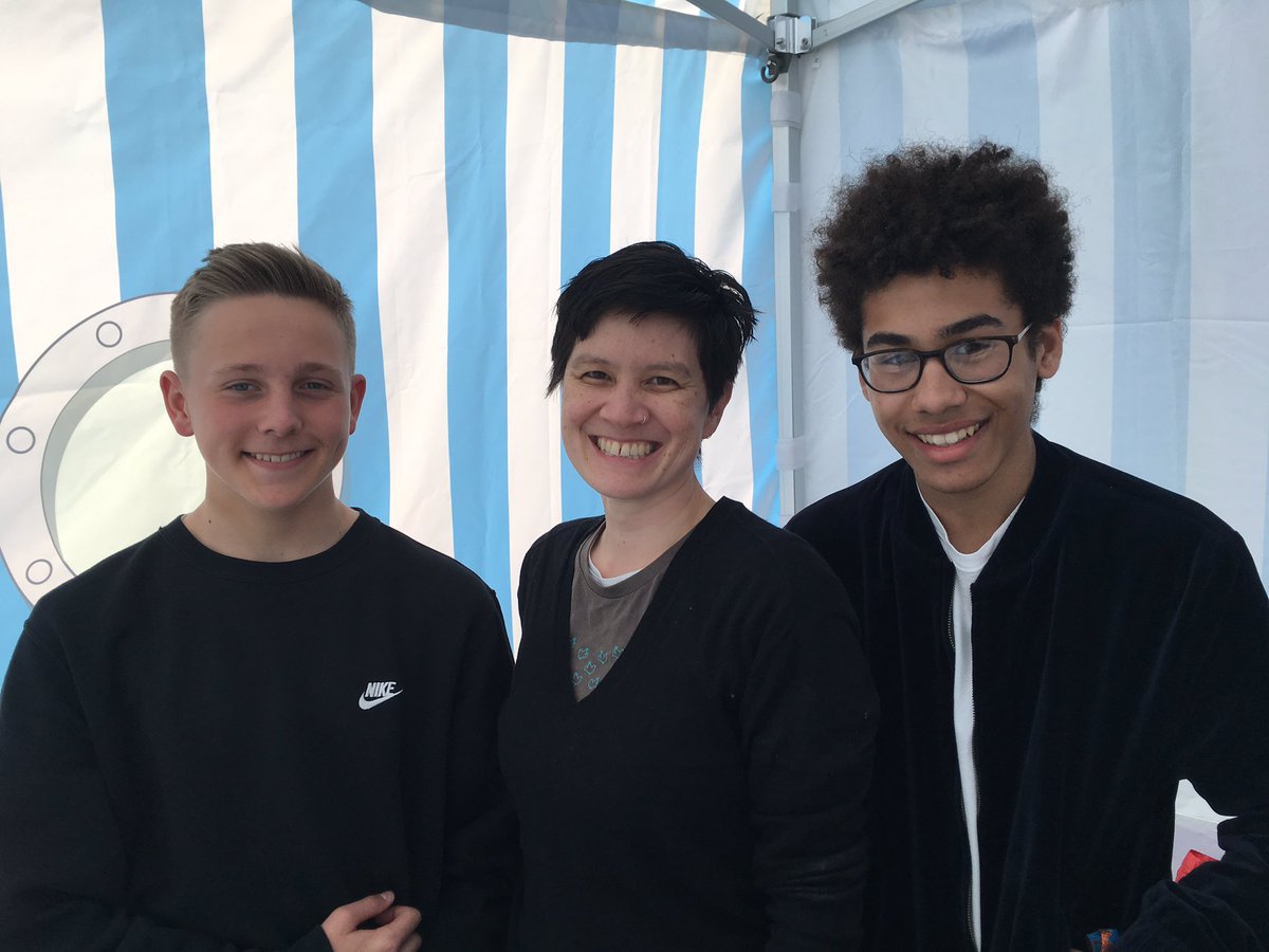ReassembledSA's tweet photo. Many Tx to @_oceanyouth Radio &amp; @Doorstep_Arts for covering the show while we're here in the sun! @battersea_arts @adf011 @ArtsCouncilNI https://t.co/PsrTK8wY29