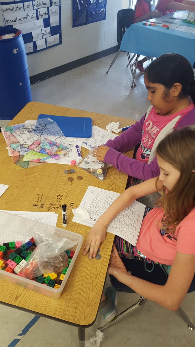 MrD5097's tweet photo. No pencil Friday is a hit!!! #synergizingdolphins https://t.co/j5mcfkYyMz