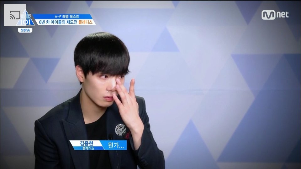 𝐏𝐎𝐏⁴⁴ : #NoWar #NO112 tweet media