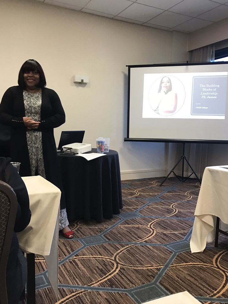 lashandagary's tweet photo. Women Empowering Change with the fabulous @callme_msgamble and @wec4hope 💕🙂🎉 @coachphe @lashandagary https://t.co/IUix64S5H0