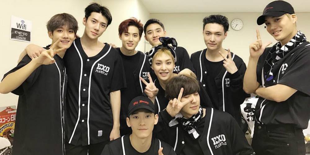 allkpop's tweet photo. #5YearswithEXO EXO trends #1 worldwide on Twitter for their 5th-anniversary! https://t.co/Mmw9MCZFIv https://t.co/cRZ3dBUStY