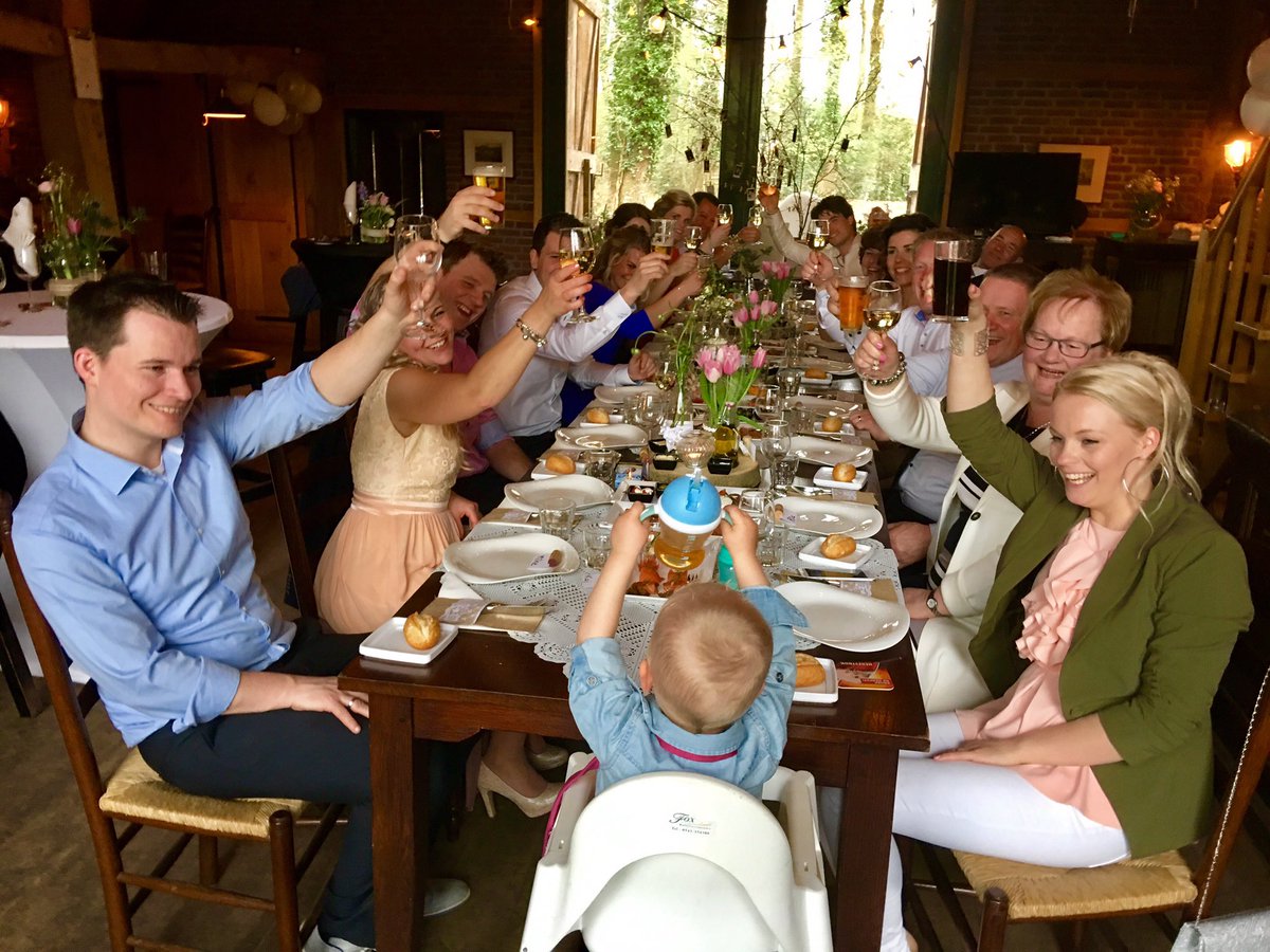 RestaurantFox's tweet photo. Dinertime #catering #Beverborg https://t.co/e2BGslnGUE