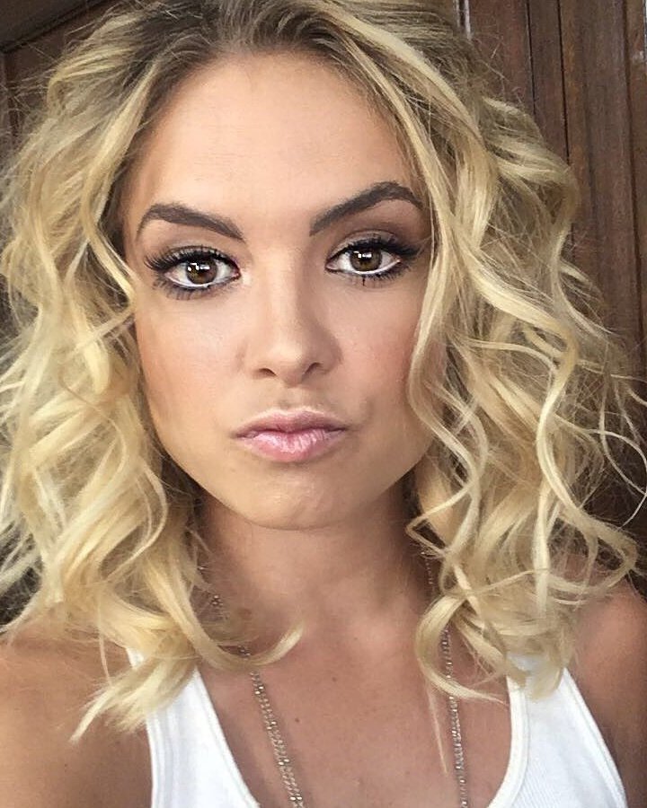 CentraLuaBlanco's tweet image. Lua via Instagram Stories(makegonzovivi)📷