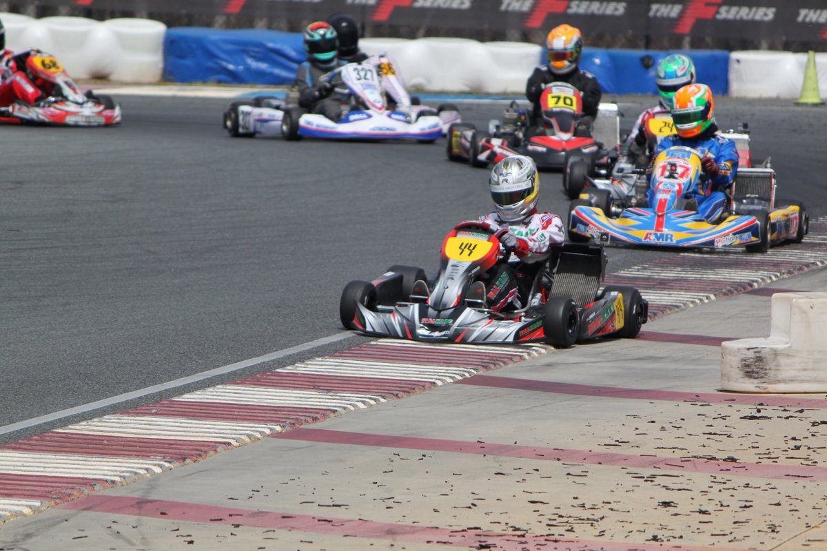 Pushing track limits to the max!.... and shredding some chassis while i'm at it, oops 🙄  #worthit #1tenth #smoothlikebutter #letitrumble