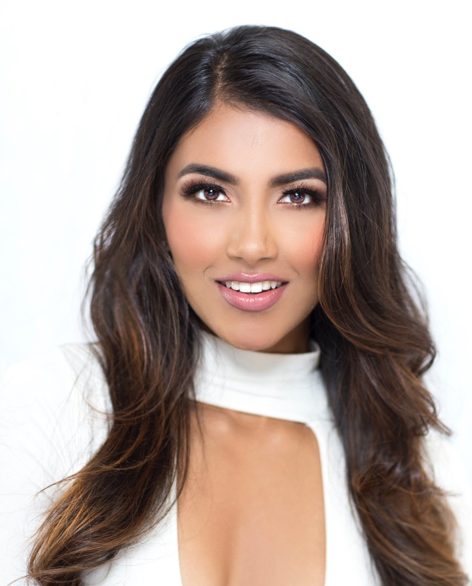 Happy Friday! 

📸✨| <a href="/JessielynPal/">Jessielyn Palumbo</a> 
💁🏾💄| <a href="/Jacklyn_Beauty/">Jacklyn Beauty</a>