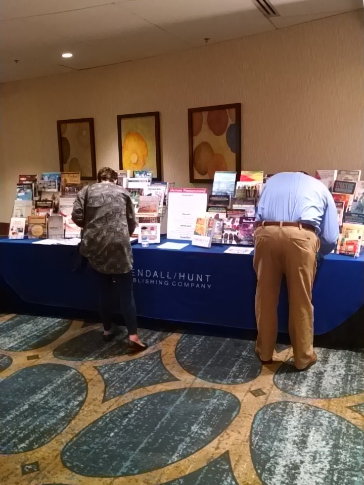 mollykingkh's tweet photo. Our table is a buzzin' at the #SSCA17 Conference! Come find us at booth 135 for your Communications textbook needs. https://t.co/0S91mpTg1H