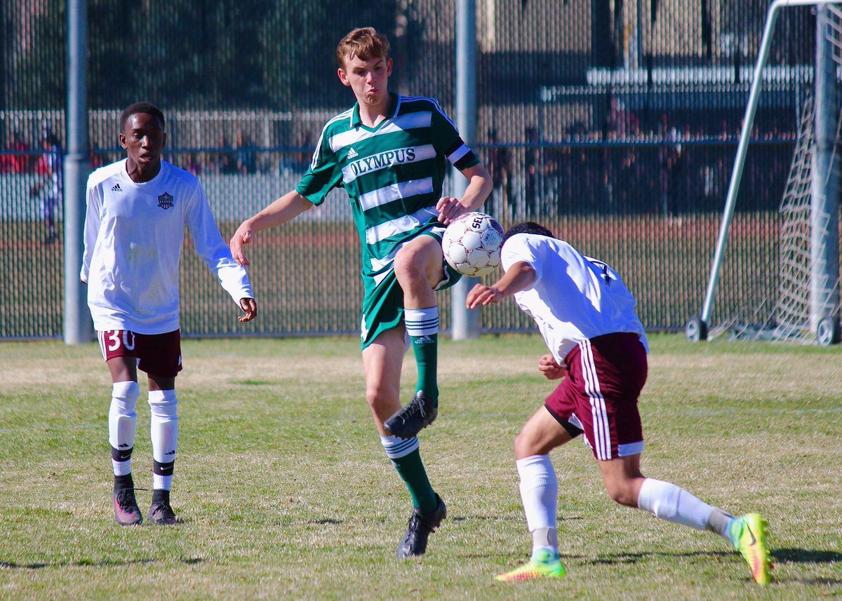 lukasjohnson_'s tweet photo. Game day vs Skyline tonight at 7 under the lights at Olympus. Wear black for AG. Free tacos for the first 300 students ⚫️⚫️⚫️ https://t.co/XFi2ebppnF